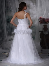 One Shoulder Pretty Wedding Dress Decorated With Flowers Low Price