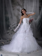 Unique Flowers Design Pure White Wedding Dress For Bride Low Price