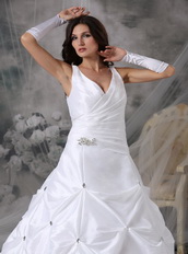 Brand New V-neck Pure White Bridal Gown With Crystals Low Price