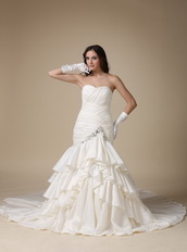 Trumpt Ruffled Skirt Cream Bridal Gown With Chapel Train Low Price