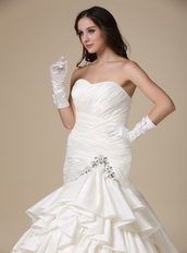 Trumpt Ruffled Skirt Cream Bridal Gown With Chapel Train Low Price