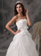 Affordable Long Puffy Wedding Dress With Handcrafted Flowers Low Price