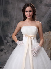 Wonderful Strapless Puffy Wedding Dress With Ribbon Decorate Low Price
