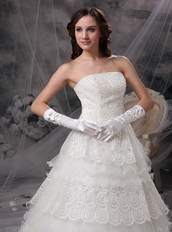 Fashionable Strapless Floor-length Layers Tulle Wedding Dress Low Price