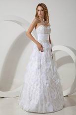 Luxury Lace White Celebrity Dress With Flowers Decorate