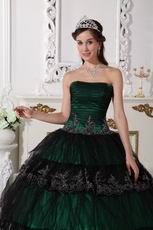 Dark Green Quinceanera Dress Covered With Black Tulle