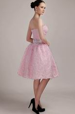 Sweetheart Knee-length Pink Organza Short Prom Dress With Crystals