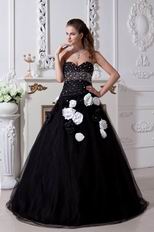Sweetheart Balck Ball Gown Prom Dresses With White Flowers
