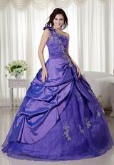 One Shoulder Embroidery Decorate Quinceanera Dress Customized