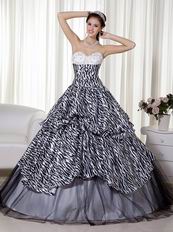 Luxurious Black and White Ombre Zebra Fabric Quinceanera Dress