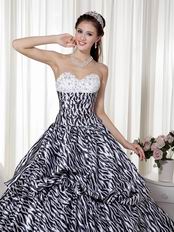 Luxurious Black and White Ombre Zebra Fabric Quinceanera Dress