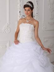Strapless Lace Appliqued White Organza Quinceanera Dress