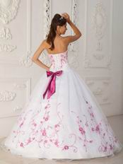 Elegant Quinceanera Dress With Bowknot Emberllish