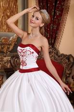 2018 Classical Style White Quinceanera Dress With Wine Red Details