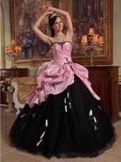 2014 New Arriving Pink Quinceanera With Black Applique