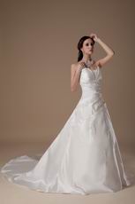 Appliqued A-line Chapel Train Outdoor Bride Wedding Dress