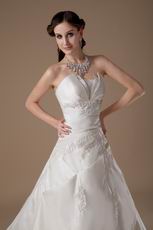 Appliqued A-line Chapel Train Outdoor Bride Wedding Dress