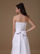 Appliques Decorate Affordable Slim Wedding Dresses Classical