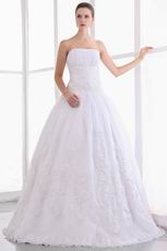 Strapless Dentate Appliqued Bottom Puffy Skirt Wedding Dress