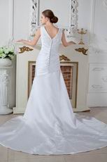 Modest V-Neck White Chapel Wedding Bridal Dress Stores