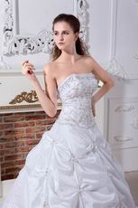 Affordable Strapless Bubble Skirt Ivory Wedding Dress With Embroidery