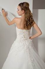 Discount Sweetheart Appliques Corset Ivory Net Wedding Dress