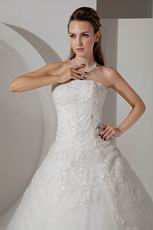 Classic Strapless Appliques Beading Ball Gown Wedding Dress Factory