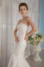 Luxurious Trumpet Strapless Lace Wedding Dress For Bride