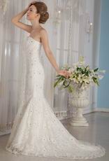 Luxurious Trumpet Strapless Lace Wedding Dress For Bride