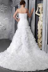 Romantic Sweetheart Ruffled Chapel Organza Skirt Wedding Dress