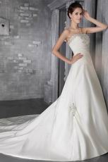 Discount Strapless Designer Wedding Dress With Chapel Train