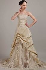 Handmade Flower Decorate Bridal Lace Wedding Dress In Champagne