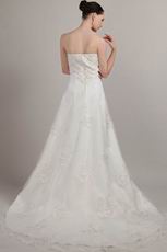 Classical Strapless Embroidery A-line Tulle Wedding Dresses