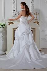 Inepensive Embroidery Chapel Train Ivory Stain Wedding Dress