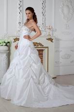 Appliques Embroidery Chapel Wedding Dresses Cheap