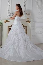 Appliques Embroidery Chapel Wedding Dresses Cheap