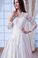 Elegant V-Neck Bodice Long Sleeves Ivory Bridal Dresses With Appliques