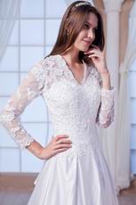 Elegant V-Neck Bodice Long Sleeves Ivory Bridal Dresses With Appliques