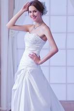 Affordable Sweetheart Wedding Dress With Beading Decorate