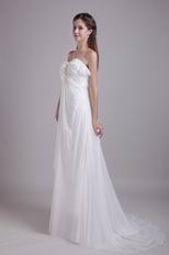 Elegant Sweetheart Ruched White Chiffon Evening Dress