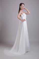 Elegant Sweetheart Ruched White Chiffon Evening Dress