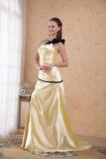 Golden Floor-length One Shoulder Side Split Evening Dress