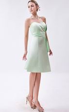 Wholesale Pale Green Beach Party Bridesmaid Dresses