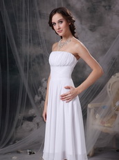 White Strapless Knee-length Chiffon Homecoming Dress Pretty Summer