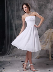 White Strapless Knee-length Chiffon Homecoming Dress Pretty Summer