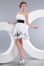 Strapless Lovely Homecoming Dresses With Black Applique