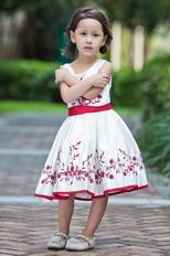 Wholesale Scoop Embroidery Belt A-line Flower Girl Dresses