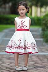 Wholesale Scoop Embroidery Belt A-line Flower Girl Dresses