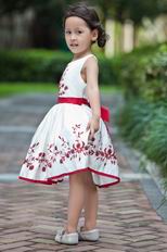Wholesale Scoop Embroidery Belt A-line Flower Girl Dresses