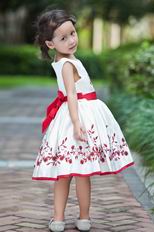 Wholesale Scoop Embroidery Belt A-line Flower Girl Dresses